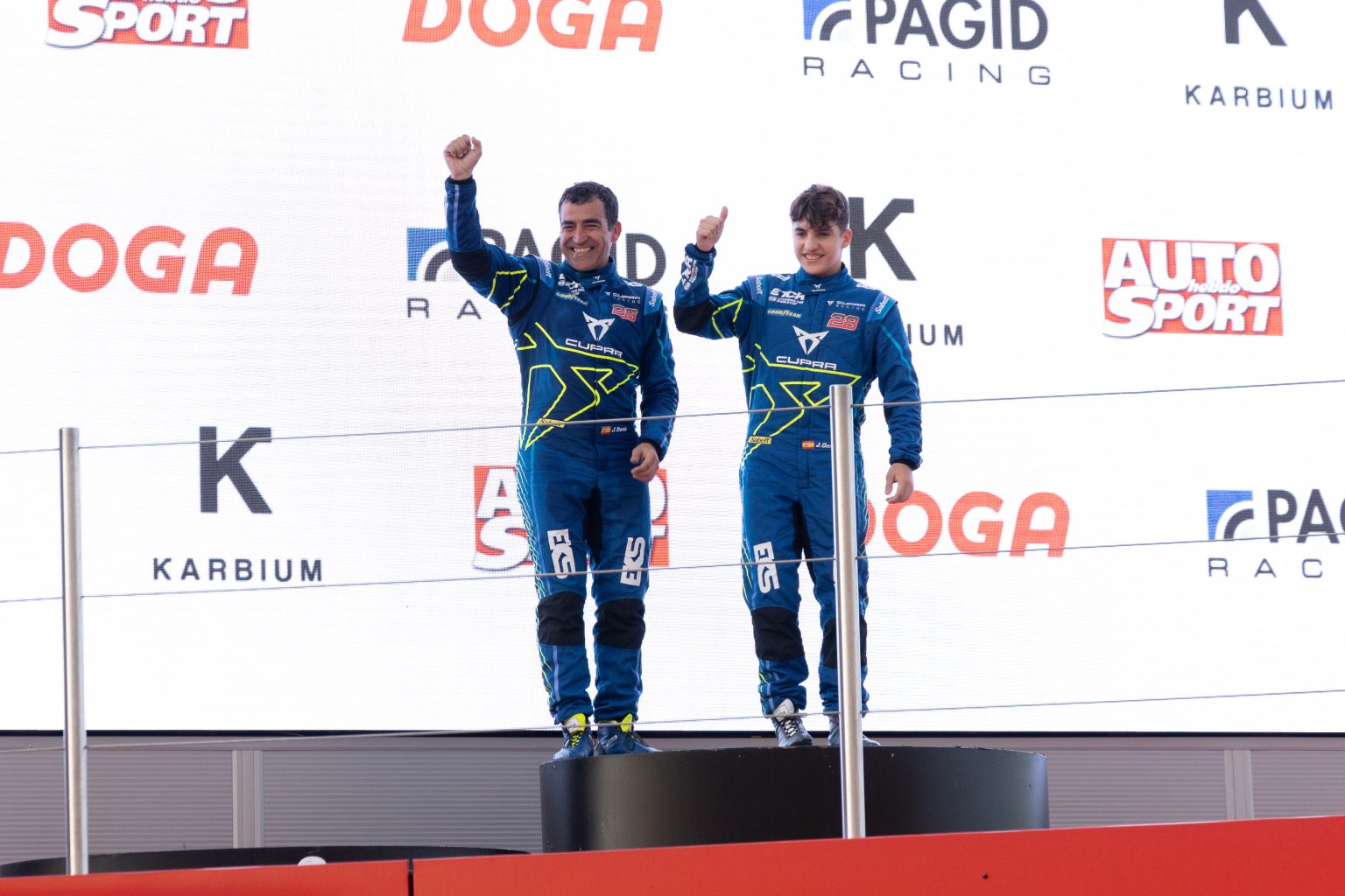 Monlau Motul, Cupra y la familia Gené hacen historia en el Circuit de ...